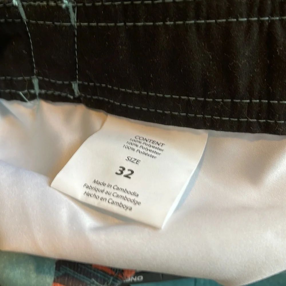 NWT O’Neill swim shorts board shorts